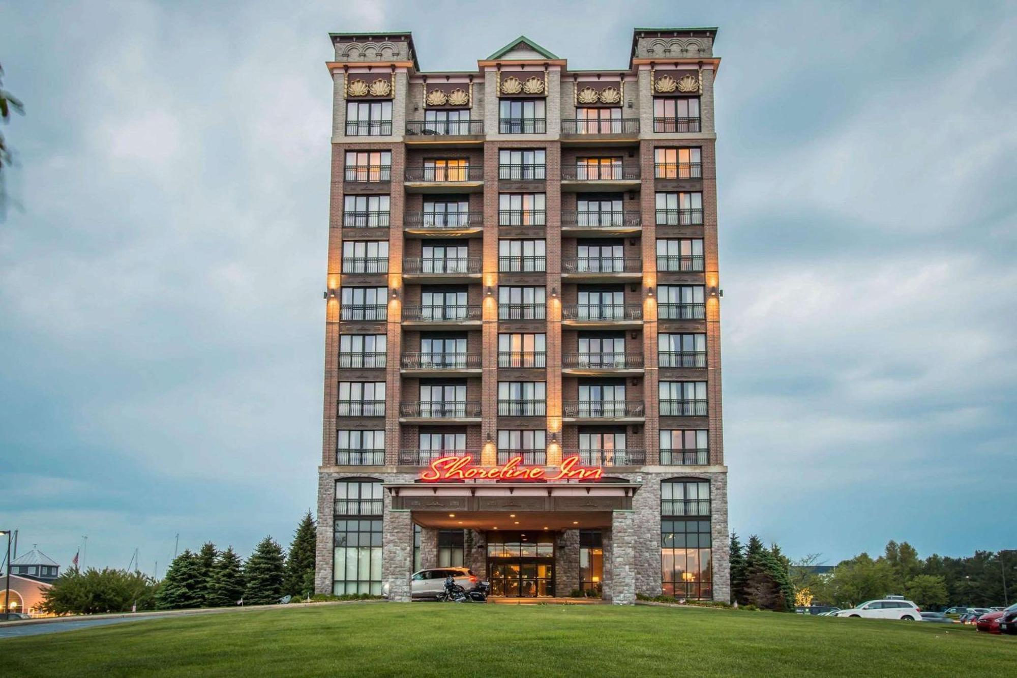 Shoreline Inn & Conference Center, Ascend Hotel Collection Muskegon Exterior photo