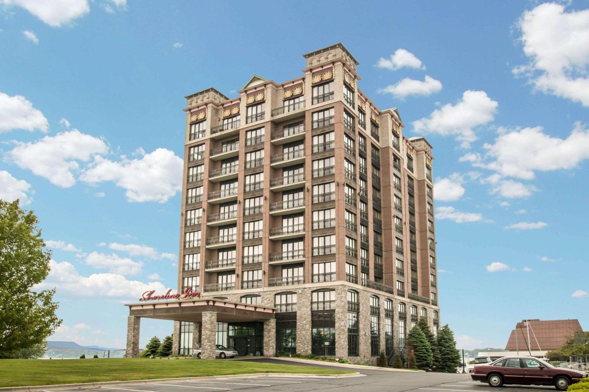 Shoreline Inn & Conference Center, Ascend Hotel Collection Muskegon Exterior photo