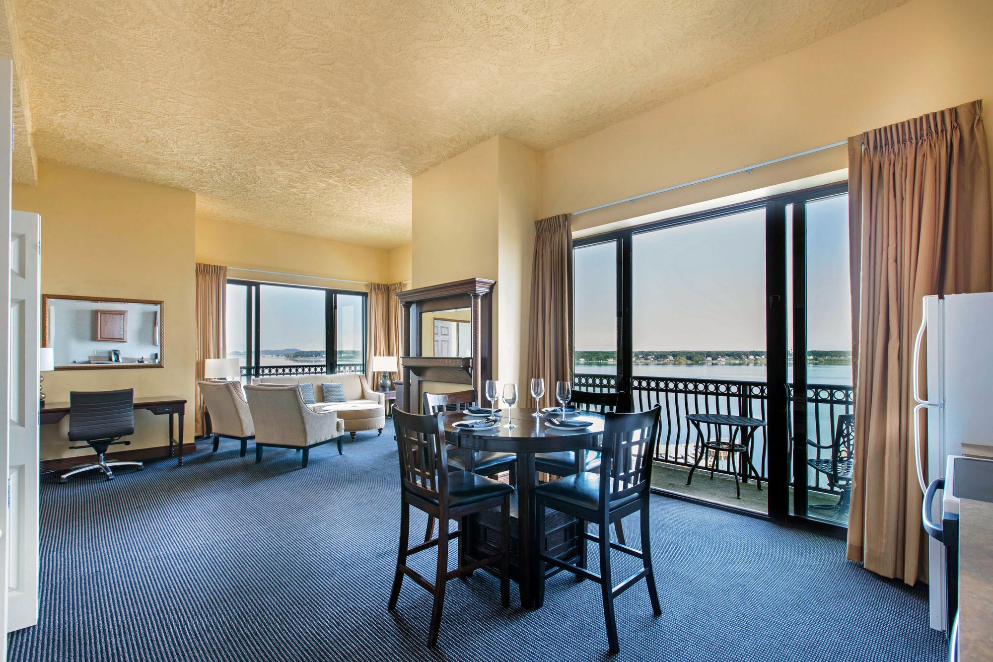 Shoreline Inn & Conference Center, Ascend Hotel Collection Muskegon Exterior photo